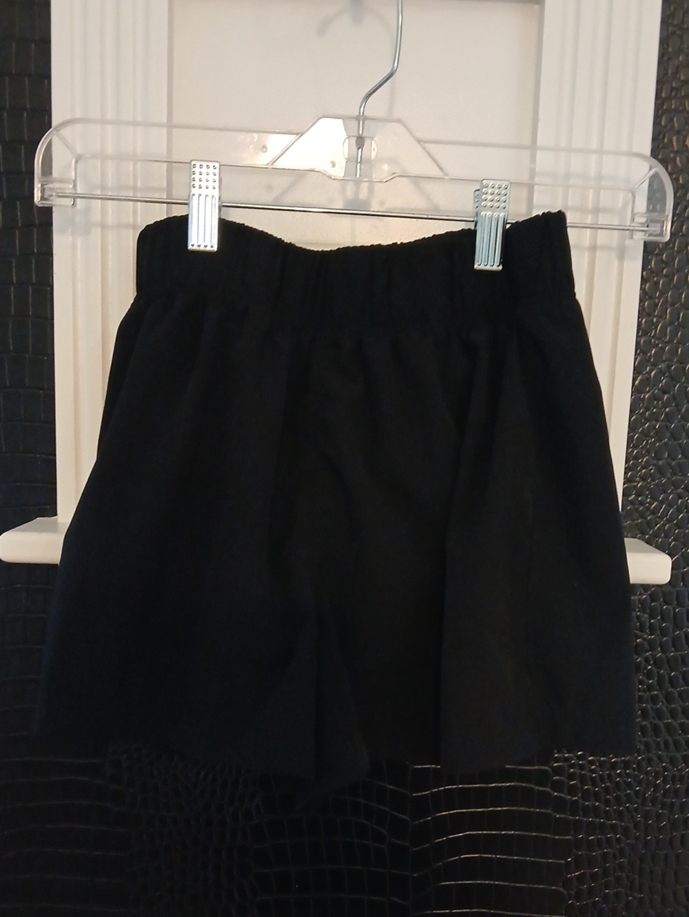 Yogalicious Black High-Waist Elastic Shorts